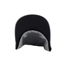 Cargar imagen en el visor de la galería, GORRO DELTA FLEXFIT
