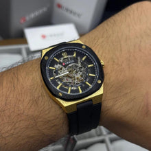 Cargar imagen en el visor de la galería, RELOJ DEPORTIVO PARA HOMBRE CURREN 8485 KREE3903 - NEGRO
