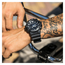 Cargar imagen en el visor de la galería, RELOJ DEPORTIVO PARA HOMBRE G-SHOCK GA_700 GA-700-1BDR - NEGRO
