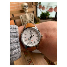Cargar imagen en el visor de la galería, RELOJ CLÁSICO PARA HOMBRE CASIO EDIFICE EFV-100L-7AVUDF - MARRÓN
