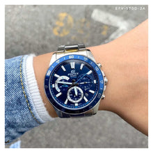 Cargar imagen en el visor de la galería, RELOJ  PARA UNISEXO CASIO EDIFICE EFV570D-2AVUDF - PLATEADO
