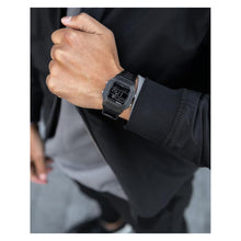 Cargar imagen en el visor de la galería, RELOJ DEPORTIVO PARA UNISEXO CASIO MONTRE W-800H-1BV - NEGRO
