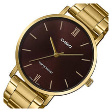 Cargar imagen en el visor de la galería, RELOJ  PARA HOMBRE CASIO  MTPVT01G-5BUDF - DORADO
