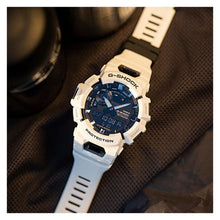 Cargar imagen en el visor de la galería, RELOJ DEPORTIVO PARA HOMBRE G-SHOCK GBA-900 GBA-900-7ADR - BLANCO
