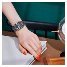 Cargar imagen en el visor de la galería, RELOJ  PARA HOMBRE CASIO  A100WEGG1ADF - GRIS
