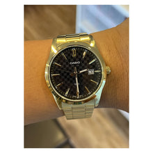 Cargar imagen en el visor de la galería, RELOJ  PARA HOMBRE CASIO MTP-VD03G-1A MTP-VD03G-1A - DORADO
