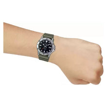 Cargar imagen en el visor de la galería, RELOJ DEPORTIVO PARA HOMBRE CASIO CORE MENS MTP-VD01-3EVUDF - VERDE
