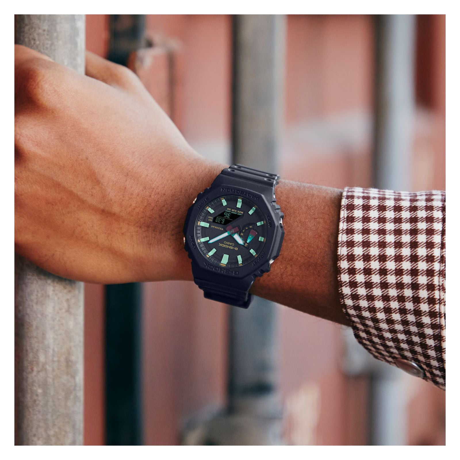 RELOJ DEPORTIVO PARA HOMBRE G-SHOCK GA-2100RC-1ADR GA-2100RC-1ADR 
