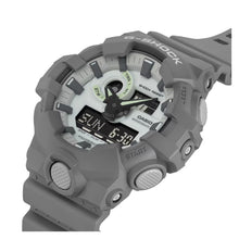 Cargar imagen en el visor de la galería, RELOJ DEPORTIVO PARA HOMBRE G-SHOCK GA-700 GA700HD-8ADR - GRIS
