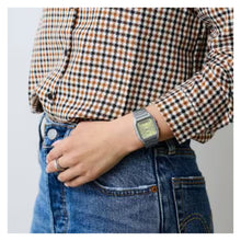 Cargar imagen en el visor de la galería, RELOJ  PARA UNISEXO CASIO VINTAGE AQ-230A-9AMQYDF - PLATEADO
