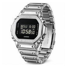 Cargar imagen en el visor de la galería, RELOJ DEPORTIVO PARA HOMBRE CASIO G-SHOCK GM-5600YM-8DR - PLATEADO
