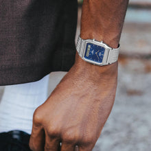 Cargar imagen en el visor de la galería, RELOJ  PARA HOMBRE CASIO VINTAGE AQ-230EGG-3ADF - PLATEADO
