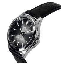 Cargar imagen en el visor de la galería, RELOJ CLÁSICO PARA HOMBRE CASIO MENS SOLAR MTS-RS100L-1AVDF - NEGRO
