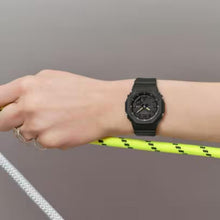 Cargar imagen en el visor de la galería, RELOJ  PARA MUJER G-SHOCK GMA-P2100SA GMA-P2100SA-1A2DR - NEGRO
