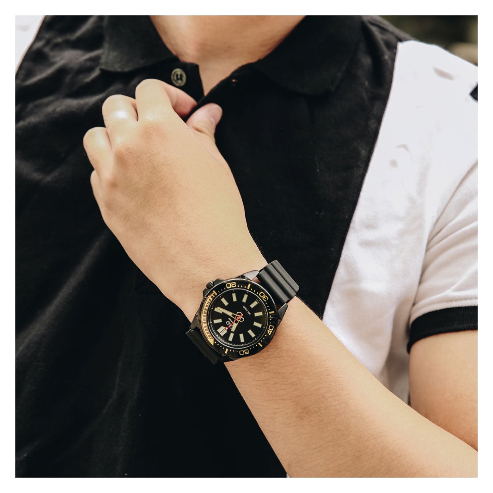 RELOJ DEPORTIVO PARA HOMBRE Q&Q SUPERIOR S374J502Y NEGRO – Kronotime