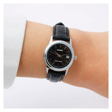 Cargar imagen en el visor de la galería, RELOJ CLÁSICO PARA MUJER CASIO  LTP_V002L_1A - NEGRO
