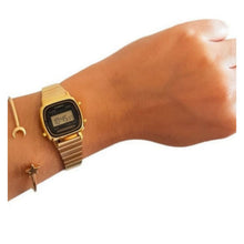 Cargar imagen en el visor de la galería, RELOJ  PARA MUJER CASIO  LA-670WGA-1 -
