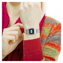 Cargar imagen en el visor de la galería, RELOJ  PARA MUJER CASIO  LA_670WA1 - PLATEADO
