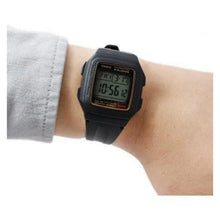 Cargar imagen en el visor de la galería, RELOJ DEPORTIVO PARA HOMBRE CASIO  F-201WA-9A - NEGRO
