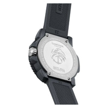 Cargar imagen en el visor de la galería, RELOJ DEPORTIVO PARA HOMBRE LUMINOX NAVY XS.3051.GO.NSF - NEGRO
