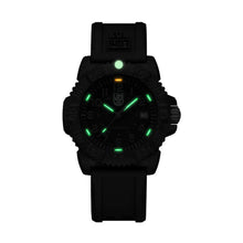 Cargar imagen en el visor de la galería, RELOJ  PARA HOMBRE LUMINOX BEAR GRYLLS SURVIVAL X2.2072 - GRIS
