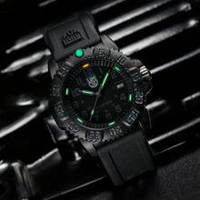 Cargar imagen en el visor de la galería, RELOJ  PARA HOMBRE LUMINOX BEAR GRYLLS SURVIVAL X2.2072 - GRIS
