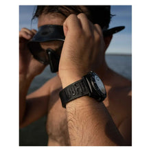 Cargar imagen en el visor de la galería, RELOJ DEPORTIVO PARA HOMBRE LUMINOX NAVY XS.3602.NSF - NEGRO
