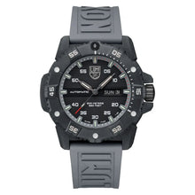 Cargar imagen en el visor de la galería, RELOJ  PARA HOMBRE LUMINOX MASTER XS.3862 - GRIS
