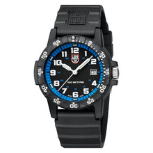 Cargar imagen en el visor de la galería, RELOJ DEPORTIVO PARA HOMBRE LUMINOX LEATHERBACK XS.0324 - NEGRO

