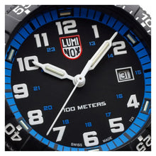 Cargar imagen en el visor de la galería, RELOJ DEPORTIVO PARA HOMBRE LUMINOX LEATHERBACK XS.0324 - NEGRO
