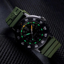 Cargar imagen en el visor de la galería, RELOJ DEPORTIVO PARA HOMBRE LUMINOX EVO NAVY SEAL XS.3013.EVO.S - VERDE
