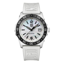 Cargar imagen en el visor de la galería, RELOJ  PARA HOMBRE LUMINOX PACIFIC DIVER XS.3128M.SET - BLANCO
