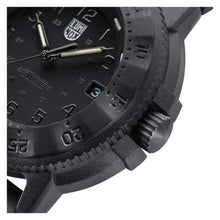 Cargar imagen en el visor de la galería, RELOJ DEPORTIVO PARA HOMBRE LUMINOX NAVY XS.3001.EVO.OR.S - NEGRO
