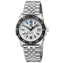 Cargar imagen en el visor de la galería, RELOJ  PARA MUJER LUMINOX NAVY SEAL XS.3126M.1 - PLATEADO
