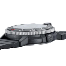 Cargar imagen en el visor de la galería, RELOJ  PARA HOMBRE LUMINOX NAVY SEAL XS.3001.H - NEGRO
