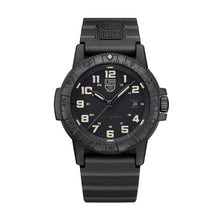 Cargar imagen en el visor de la galería, RELOJ  PARA HOMBRE LUMINOX LEATHERBACK XS.0330 - GRIS
