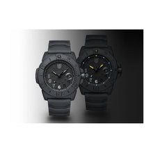 Cargar imagen en el visor de la galería, RELOJ  PARA HOMBRE LUMINOX NAVY SEAL BLACKOUT XS.3611.IGY6.NSF - NEGRO
