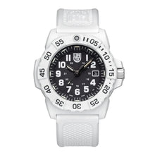Cargar imagen en el visor de la galería, RELOJ  PARA HOMBRE LUMINOX NAVY SEAL XS.3507.WB - BLANCO

