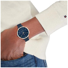 Cargar imagen en el visor de la galería, RELOJ  PARA MUJER TOMMY HILFIGER  1782581 - AZUL
