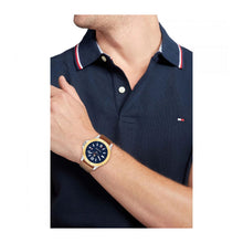 Cargar imagen en el visor de la galería, RELOJ CLÁSICO PARA HOMBRE TOMMY HILFIGER  1710529 - MARRÓN
