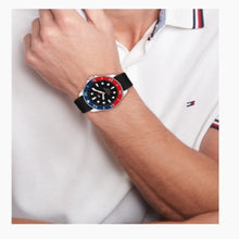 Cargar imagen en el visor de la galería, RELOJ DEPORTIVO PARA HOMBRE TOMMY HILFIGER OCEANIC 1792201 - NEGRO
