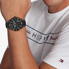 Cargar imagen en el visor de la galería, RELOJ DEPORTIVO PARA HOMBRE TOMMY HILFIGER TH-REGATTA 1792233 - NEGRO
