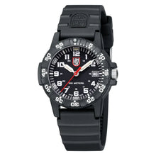 Cargar imagen en el visor de la galería, RELOJ DEPORTIVO PARA HOMBRE LUMINOX LEATHERBACK XS.0301.L - NEGRO
