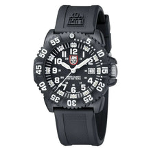 Cargar imagen en el visor de la galería, RELOJ DEPORTIVO PARA HOMBRE LUMINOX NAVY XS.3051.F - NEGRO
