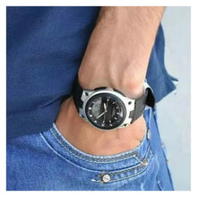 Cargar imagen en el visor de la galería, RELOJ DEPORTIVO PARA HOMBRE CASIO  AW-80-1AV - NEGRO
