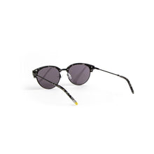 Cargar imagen en el visor de la galería, LENTE DE SOL PARA HOMBRE INVICTA I 18319-PRO-13 OUTLOOK

