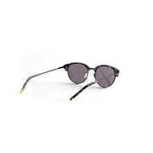 Cargar imagen en el visor de la galería, LENTE DE SOL PARA HOMBRE INVICTA I 18319-PRO-13 OUTLOOK
