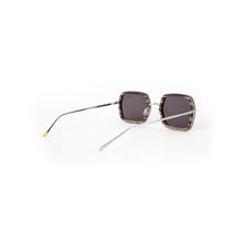 Cargar imagen en el visor de la galería, LENTE DE SOL UNISEX INVICTA I 22611-OBJ-53-03 OUTLOOK
