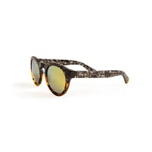 Cargar imagen en el visor de la galería, LENTE DE SOL PARA MUJER INVICTA I 23867-BOL-81 OUTLOOK
