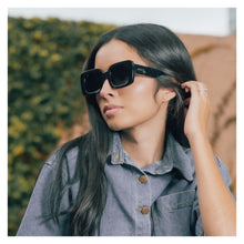Cargar imagen en el visor de la galería, GAFAS DE SOL INVICTA I30462-OBJ-01-P03 UNISEX
